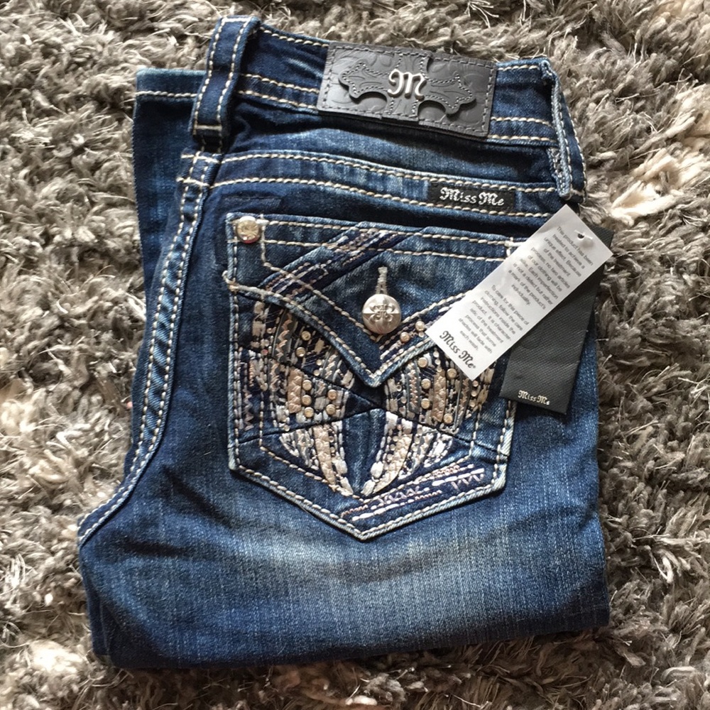 🔥 NWT Women’s size 25L Miss me jeans